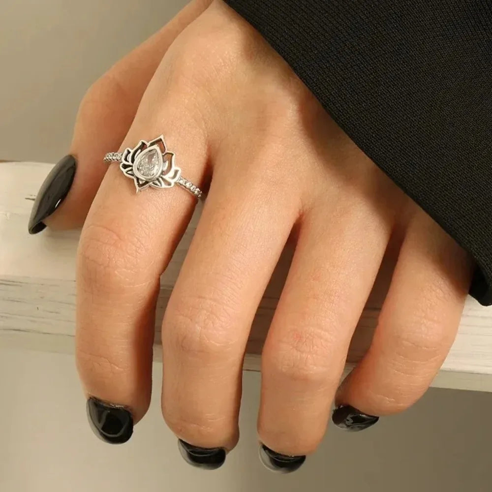 Sterling Silver Vintage Lotus Flower Ring