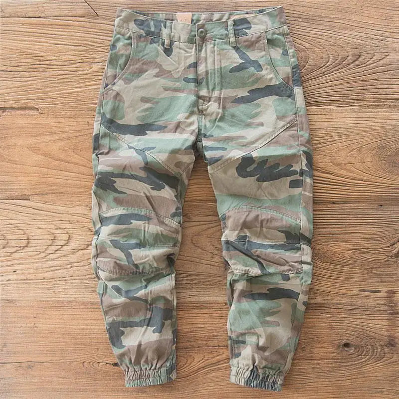 Camouflage Men's Slim Fitting 3D Leg Track