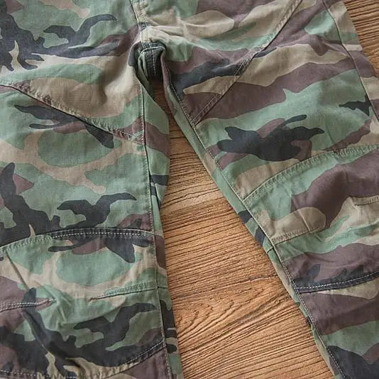Camouflage Men's Slim Fitting 3D Leg Track