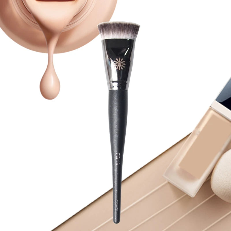 FB19 Foundation Brush Flat Dense