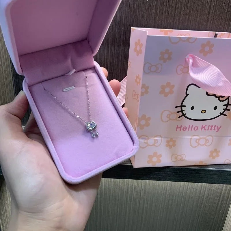 Hello Kitty's Necklace