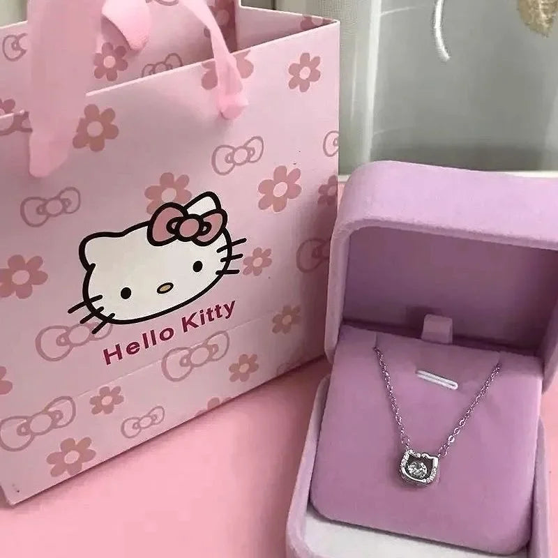 Hello Kitty's Necklace