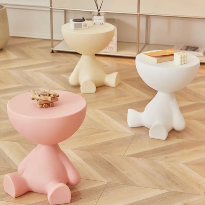 MOMO Cream Style Small Flat Table