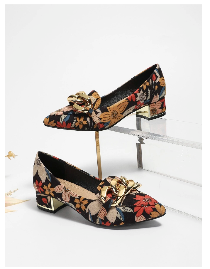 Floral Pattern Chain Decor Loafers